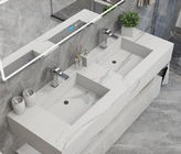 ビアンコ カラーラ工学石造りの浴室の虚栄心のカウンタートップ